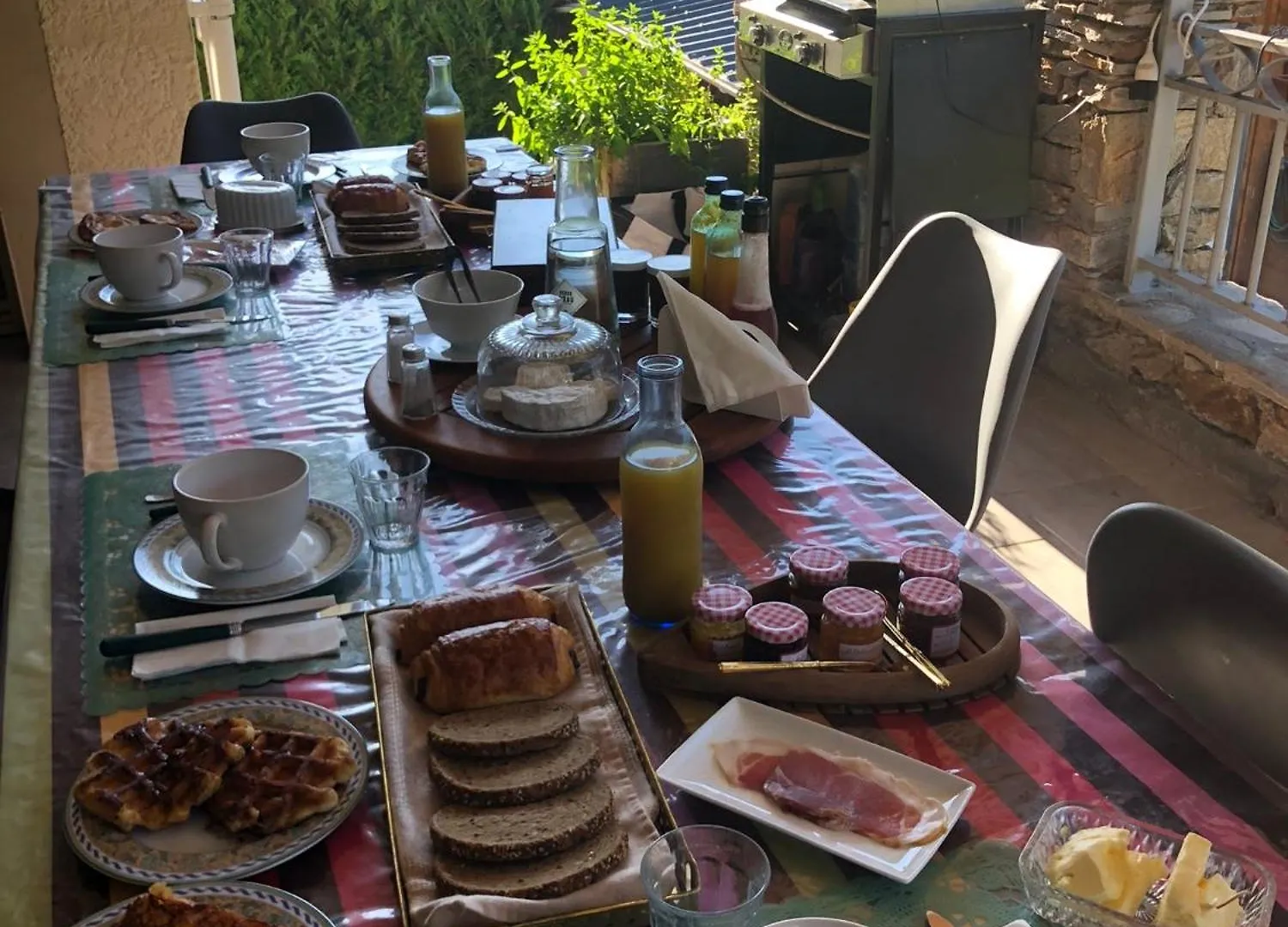 Bed and Breakfast Au bord de l eau à Surba